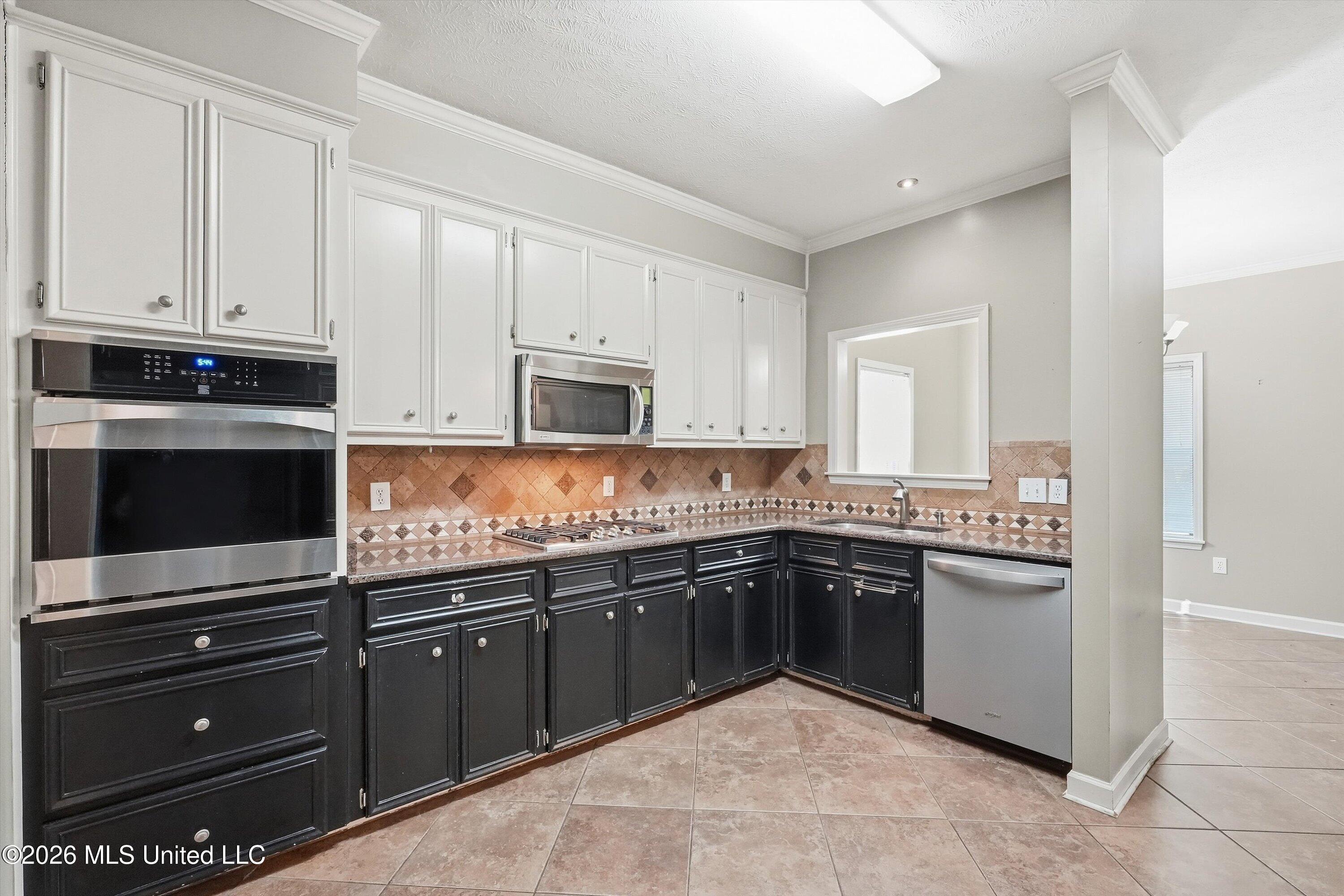212 Deerfield Club Drive Property Photo 33