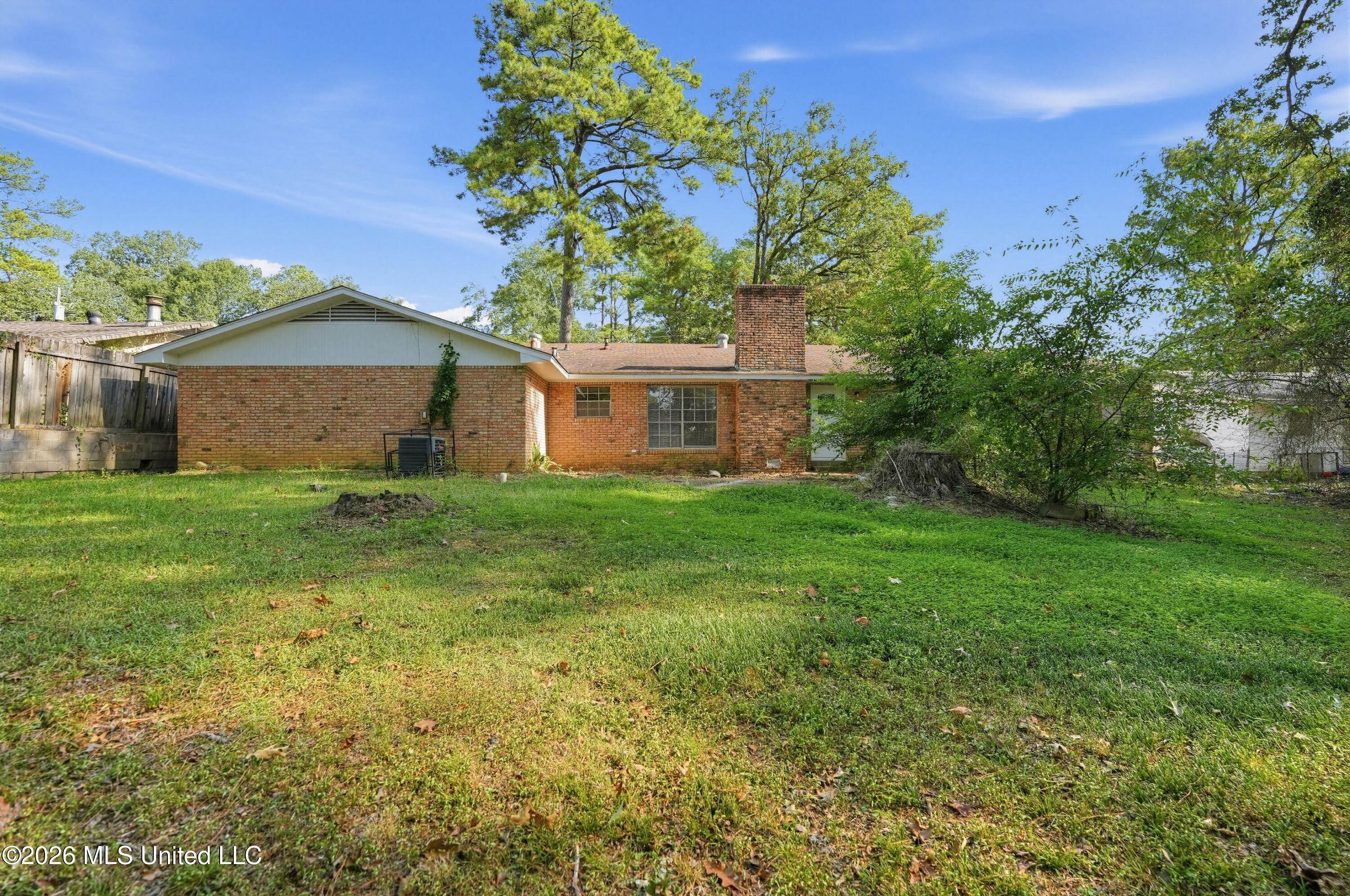 1133 Dardanelle Drive Property Photo 4