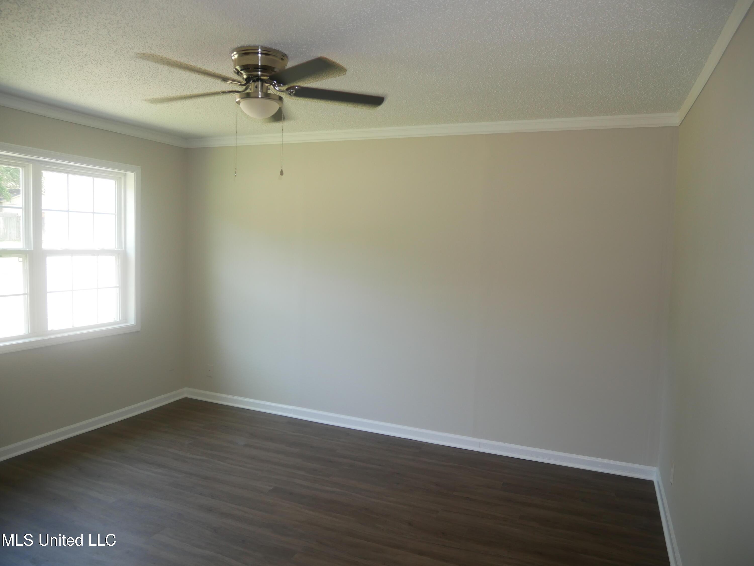 2011 Coral Hills Drive Property Photo 10