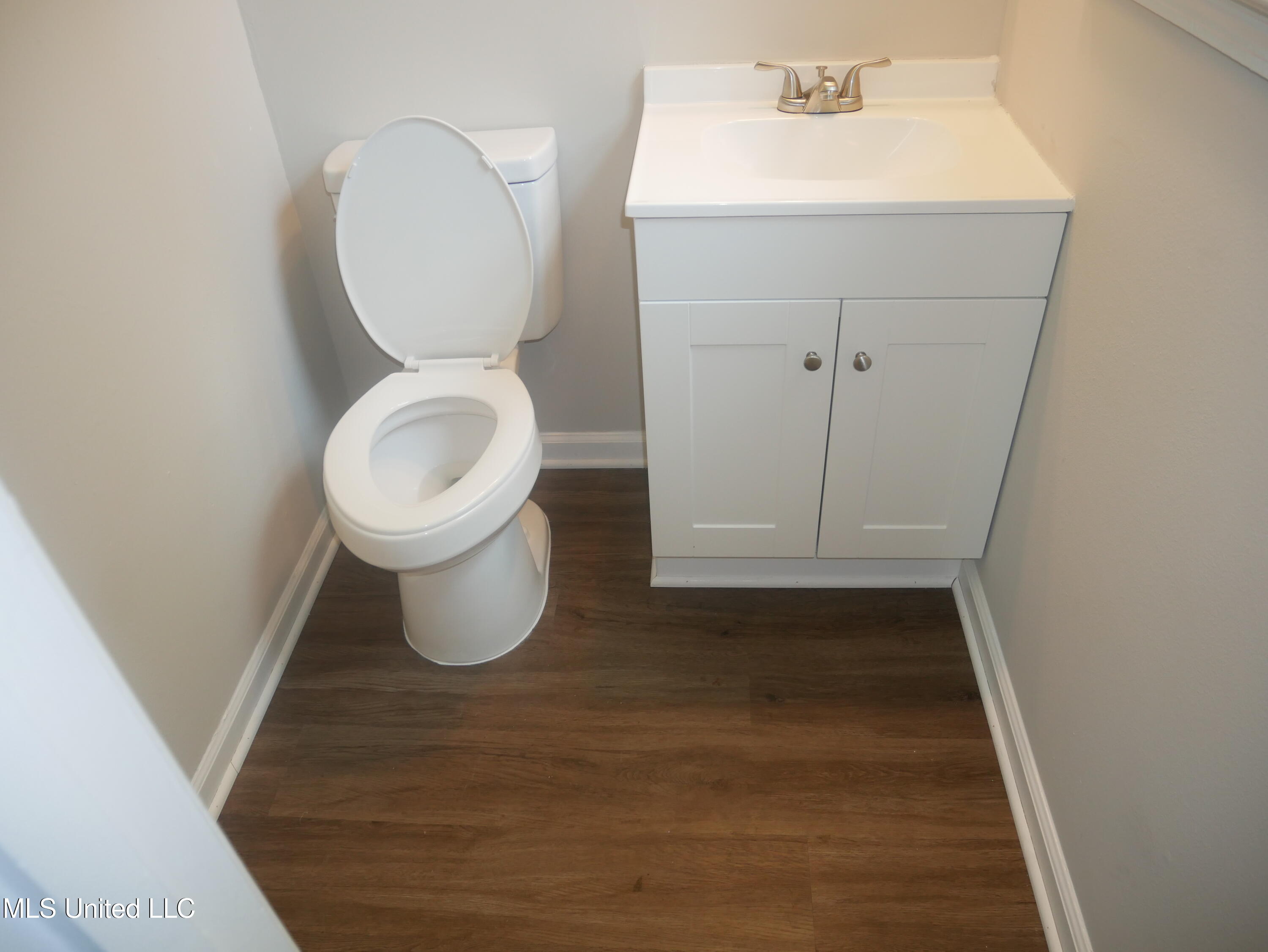 2011 Coral Hills Drive Property Photo 20