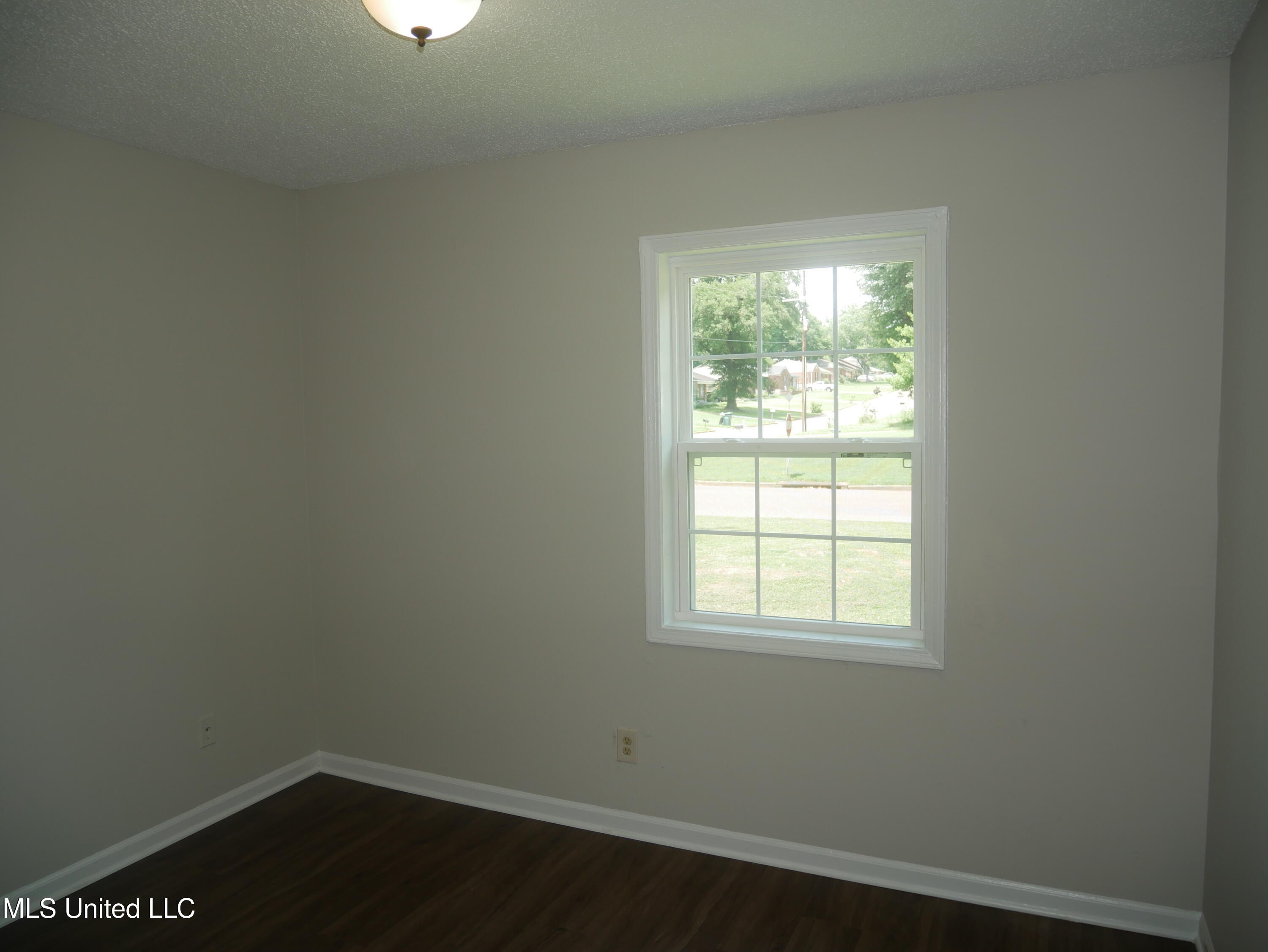 2011 Coral Hills Drive Property Photo 22