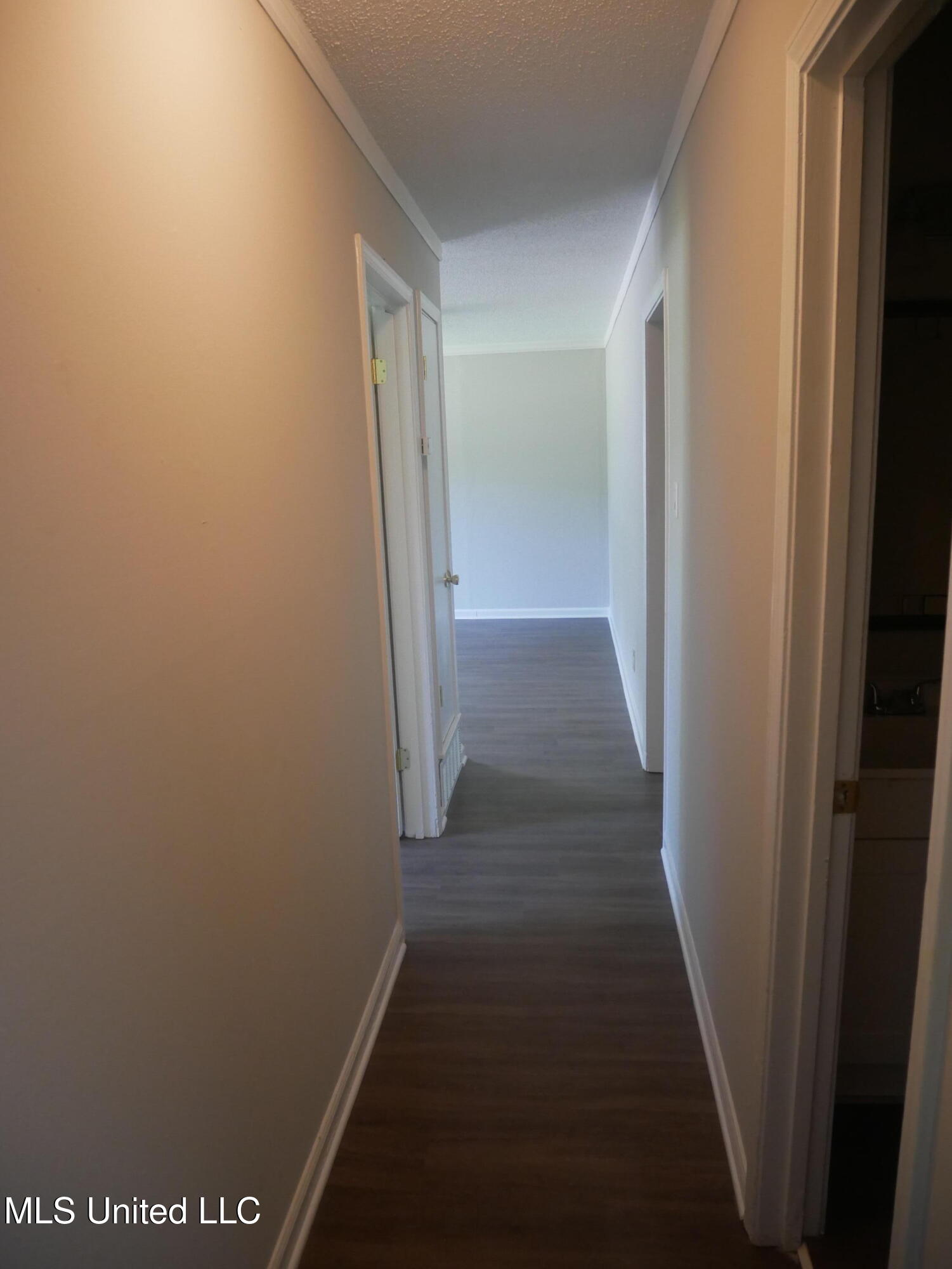 2011 Coral Hills Drive Property Photo 25