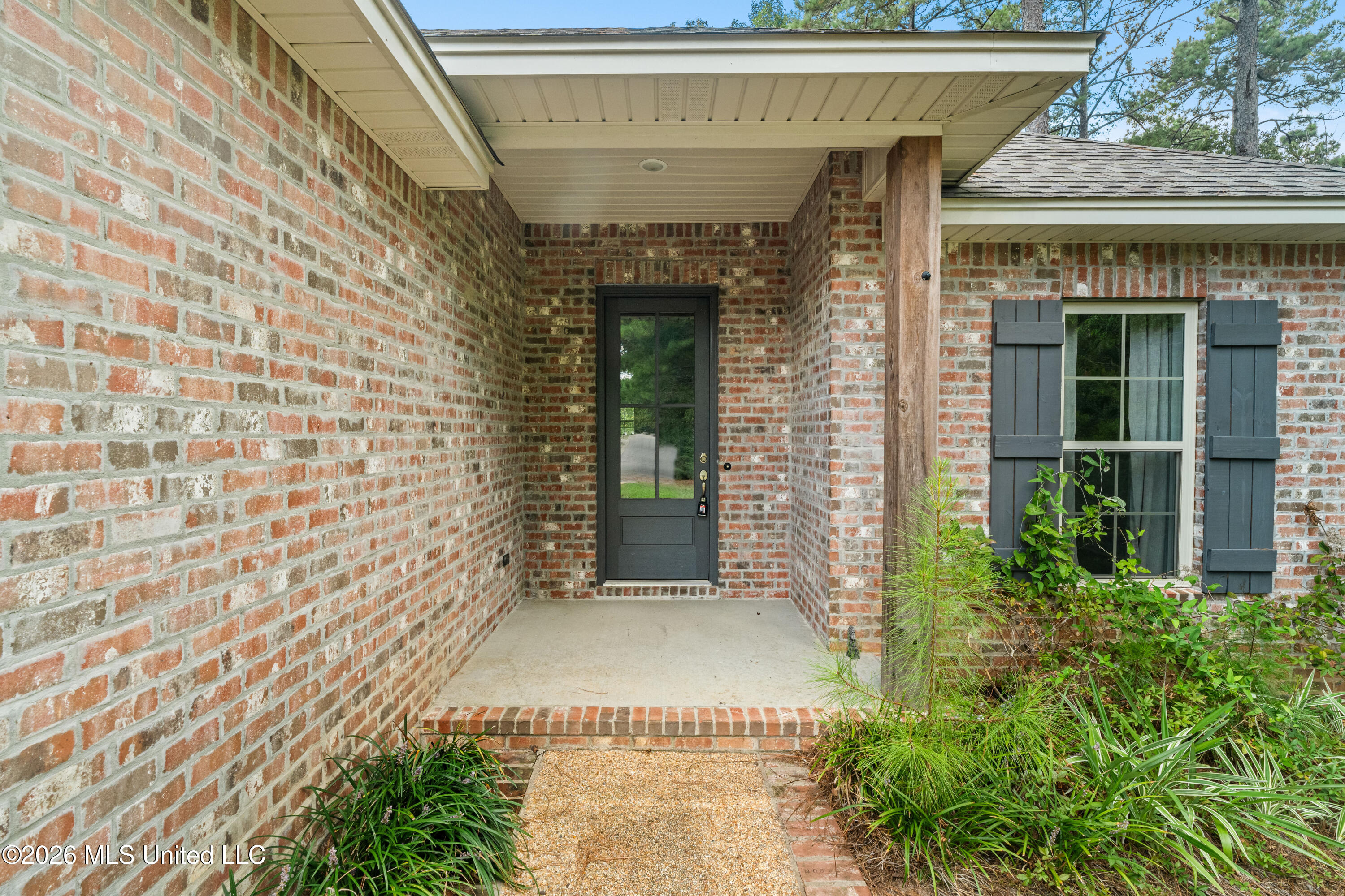 46 Canal Drive Property Photo 1