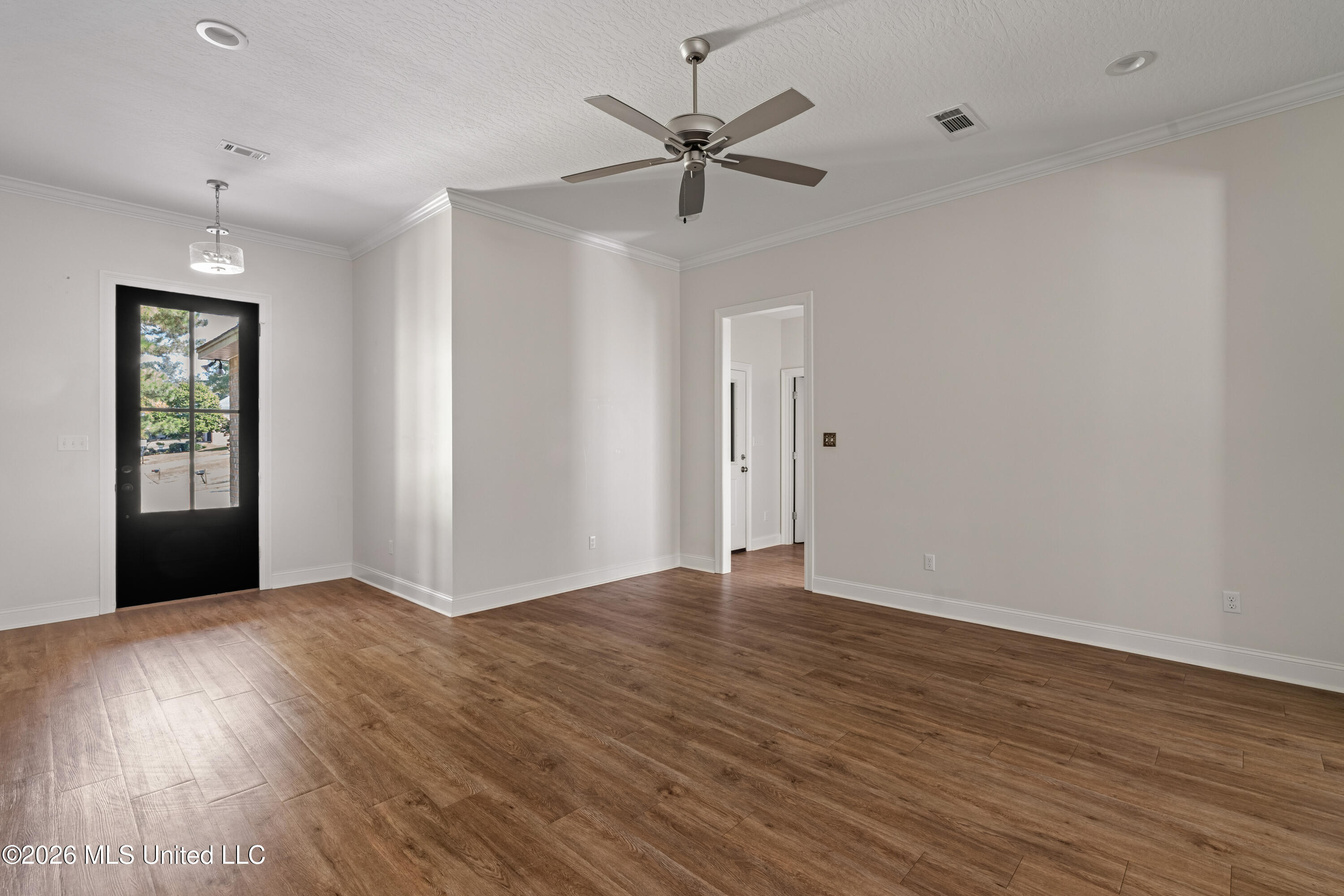 46 Canal Drive Property Photo 4