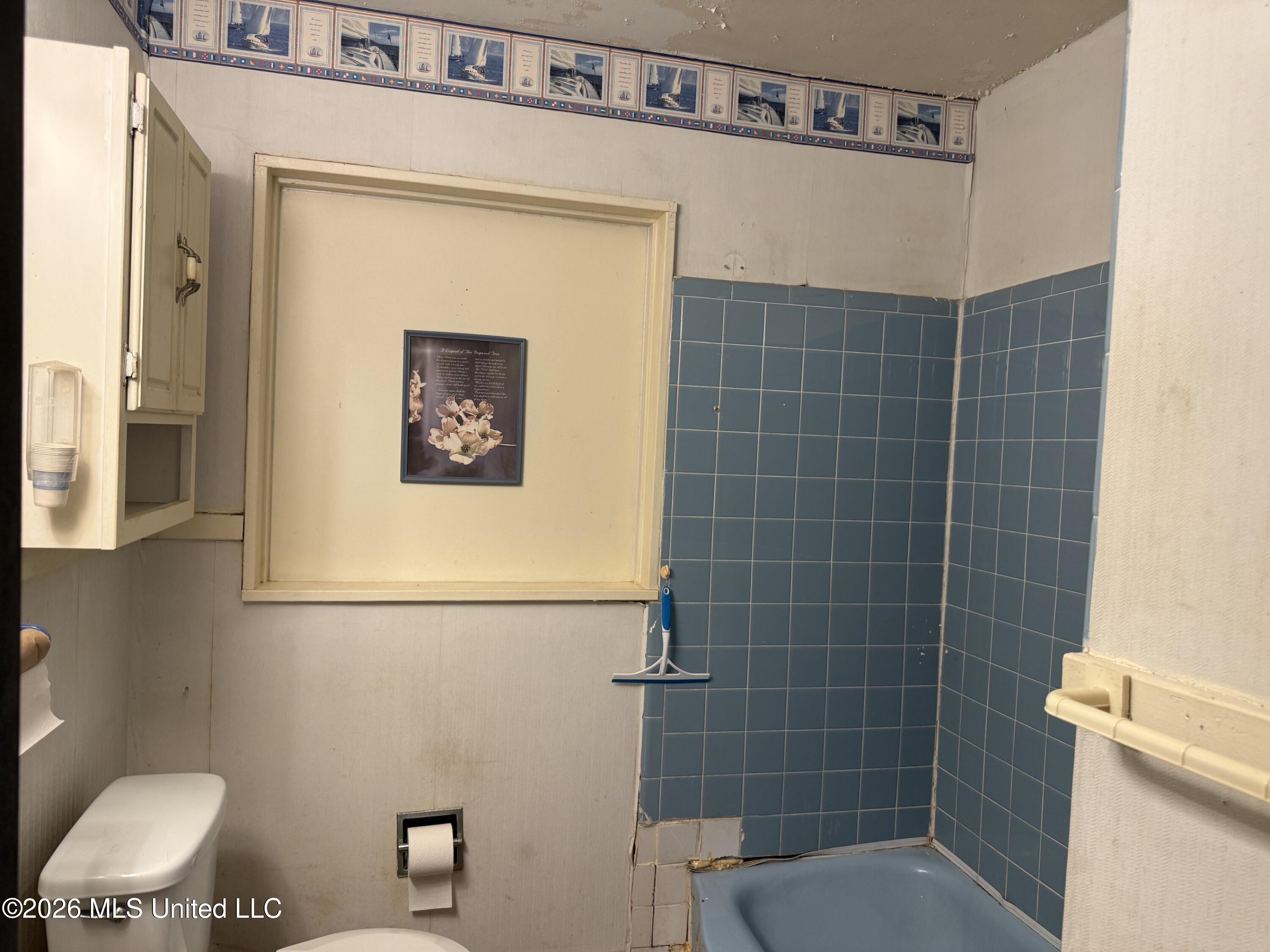 1616 Gibralter Drive Property Photo 4