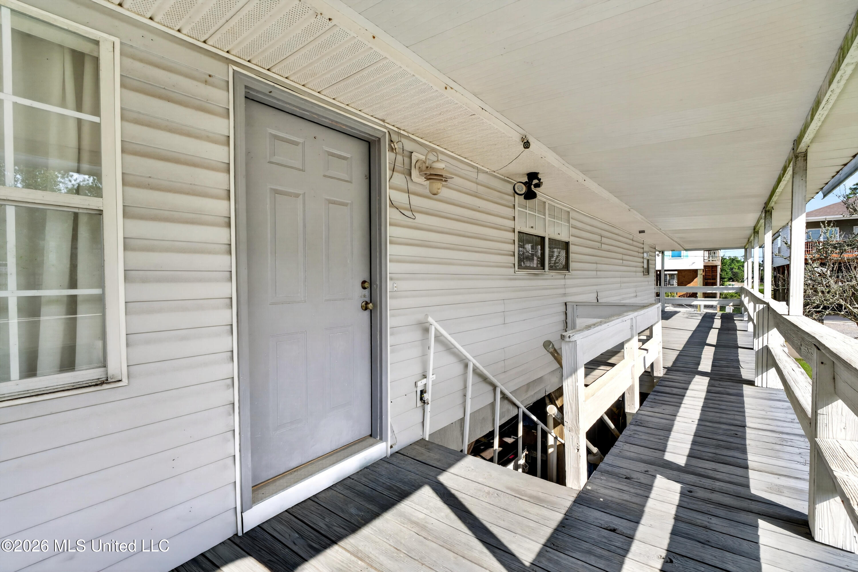 10017 Mississippi Street Property Photo 32