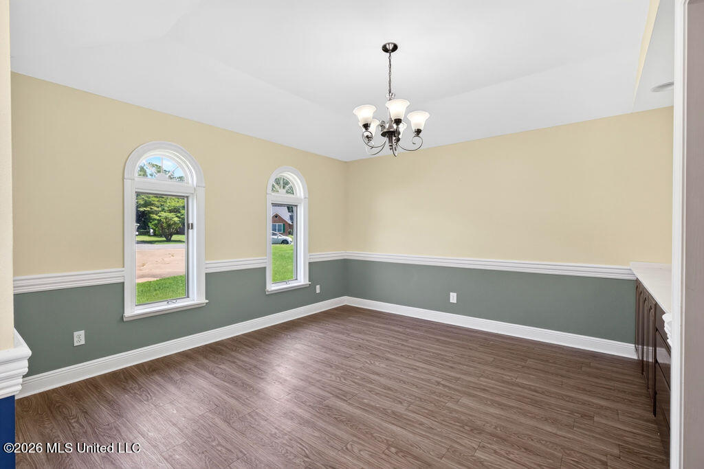 219 Tantallon Drive Property Photo 8