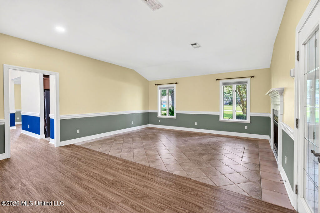 219 Tantallon Drive Property Photo 13