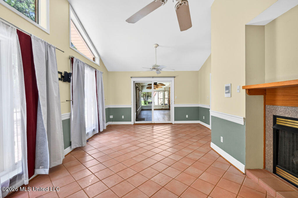 219 Tantallon Drive Property Photo 17