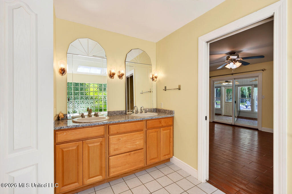 219 Tantallon Drive Property Photo 24