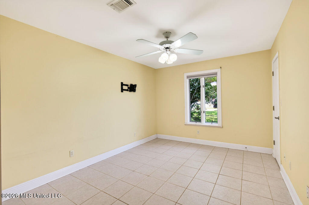219 Tantallon Drive Property Photo 27