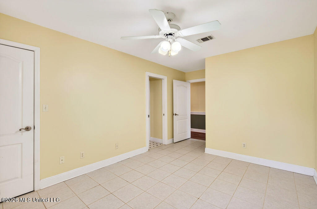 219 Tantallon Drive Property Photo 28