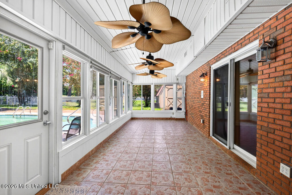 219 Tantallon Drive Property Photo 33