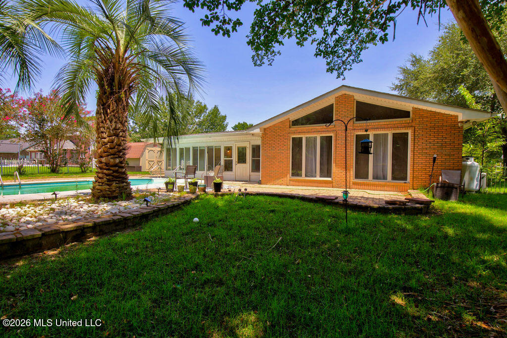 219 Tantallon Drive Property Photo 35