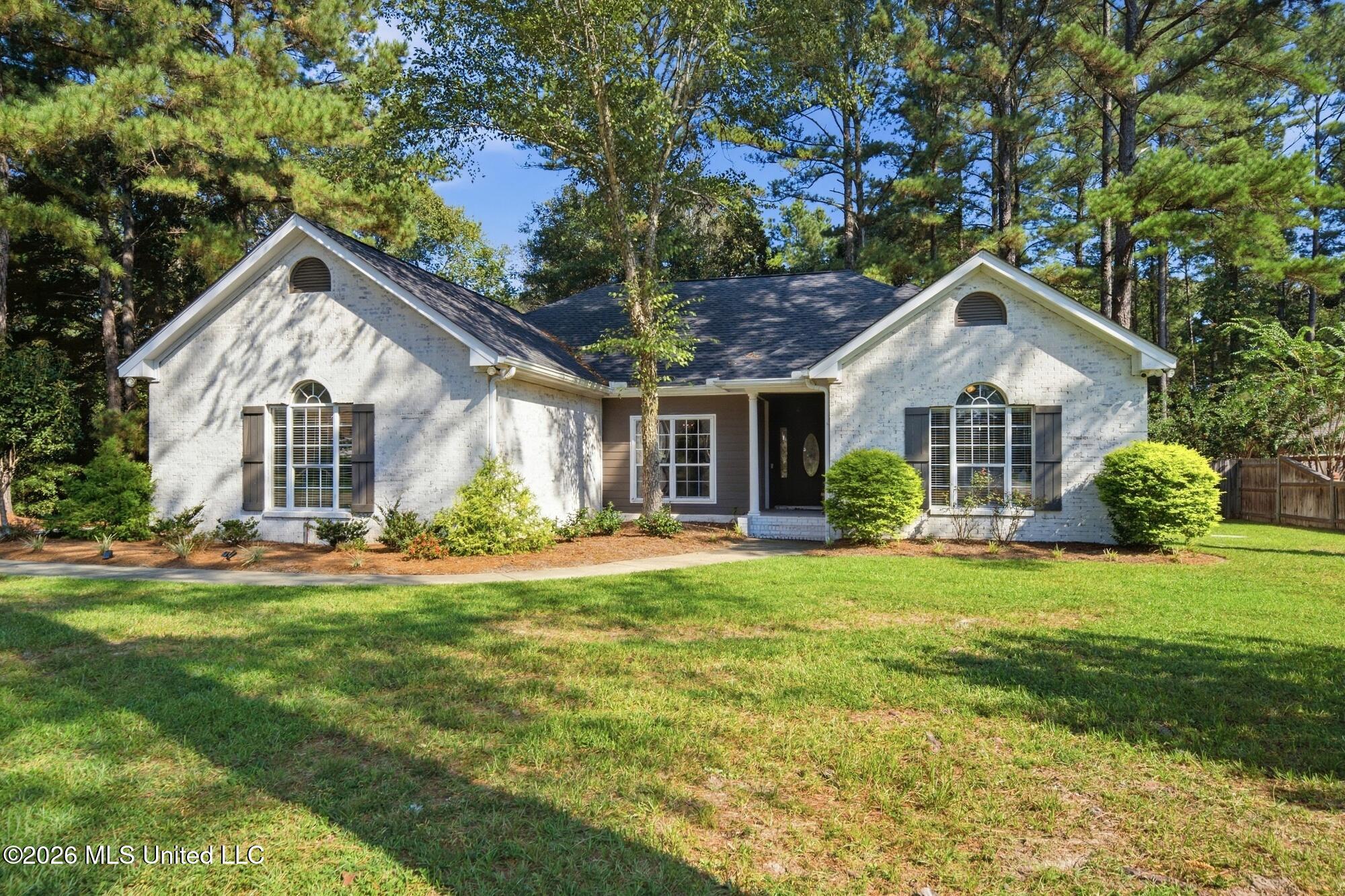 15 Plainview Crossing Property Photo 1