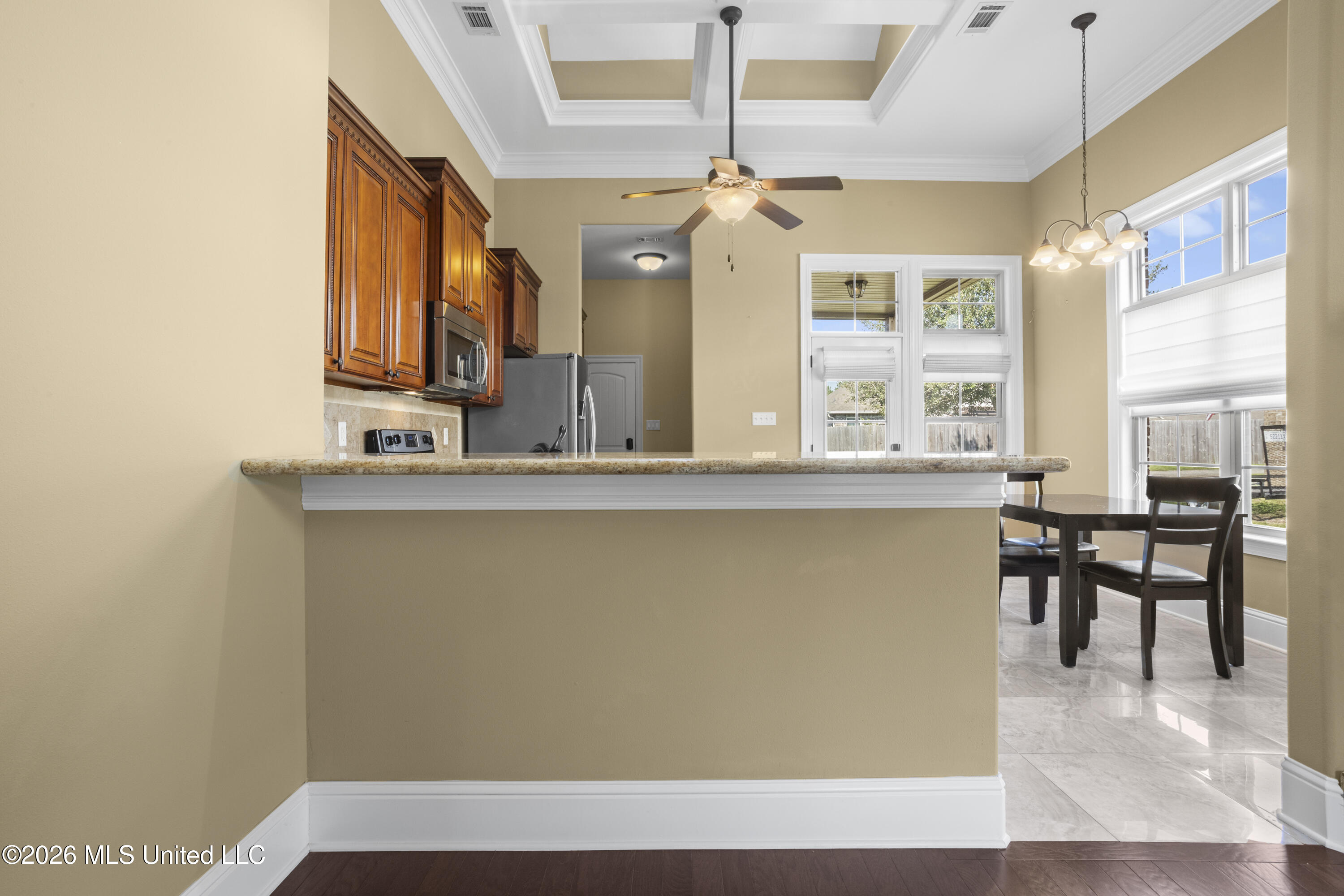 526 Palm Breeze Drive Property Photo 11