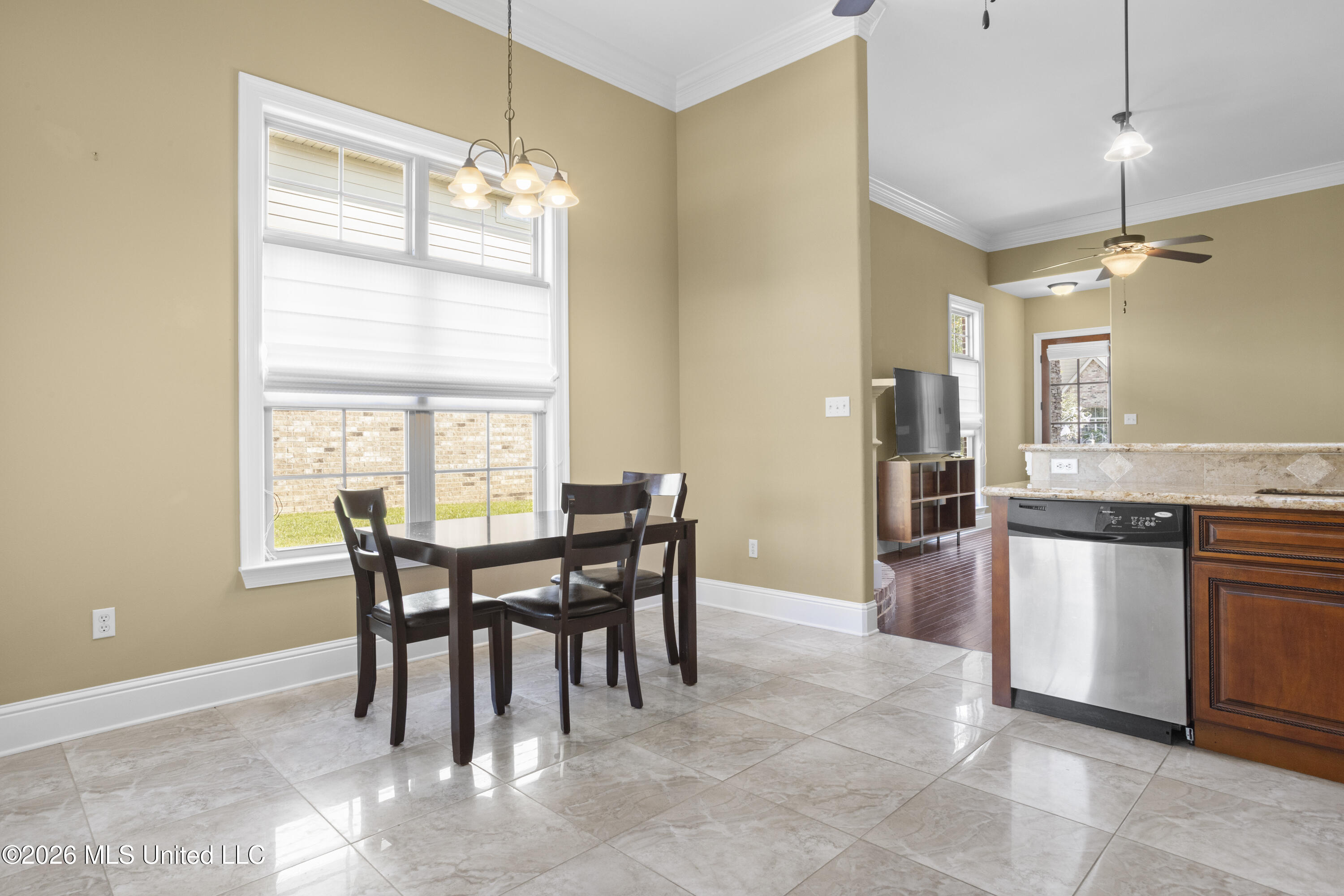 526 Palm Breeze Drive Property Photo 15