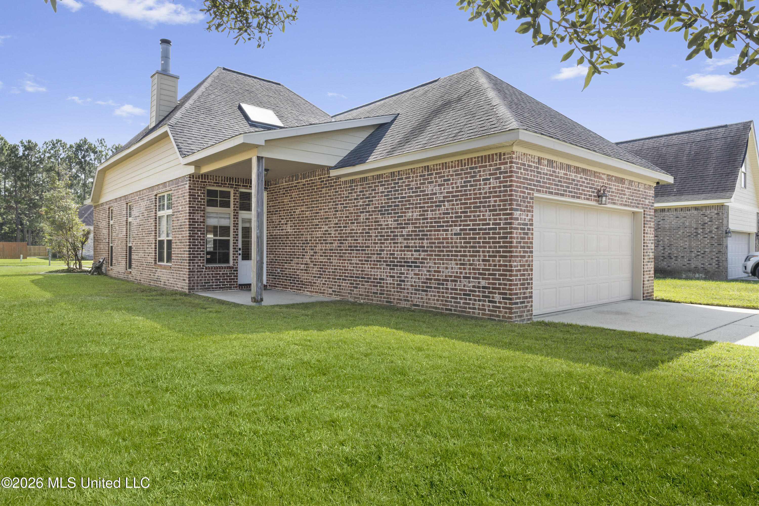 526 Palm Breeze Drive Property Photo 30