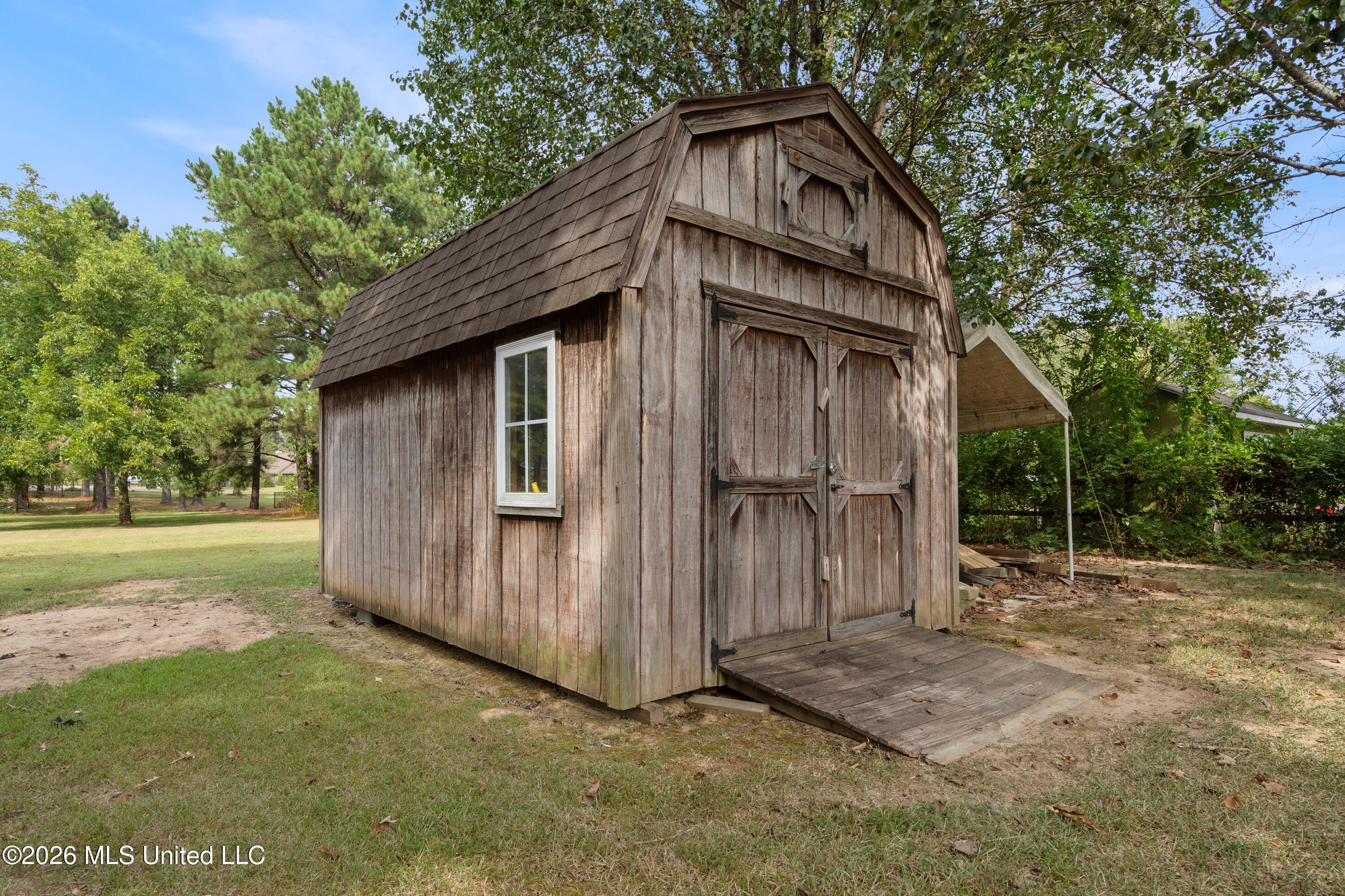 197 Nonconnah Drive Property Photo 16