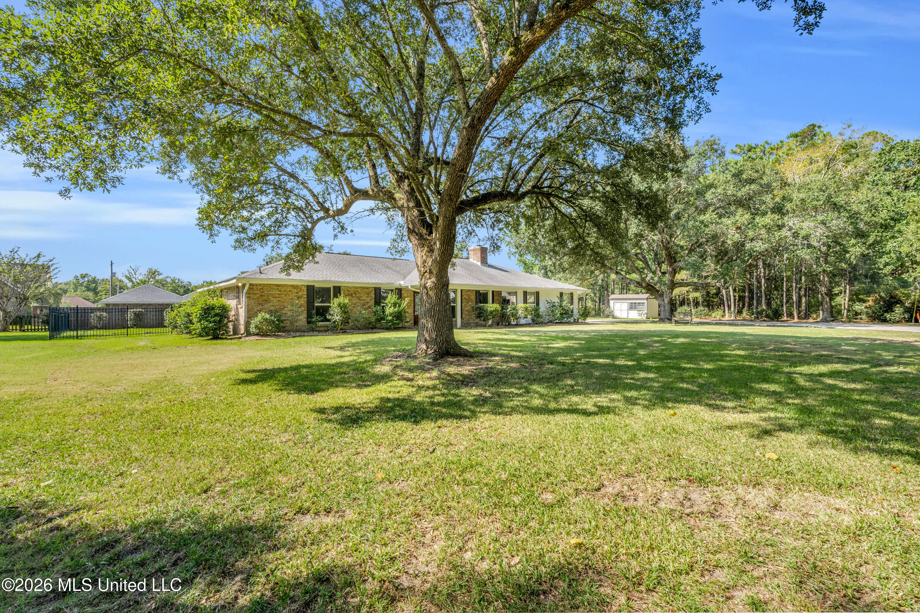530 Bismark Street Property Photo 2