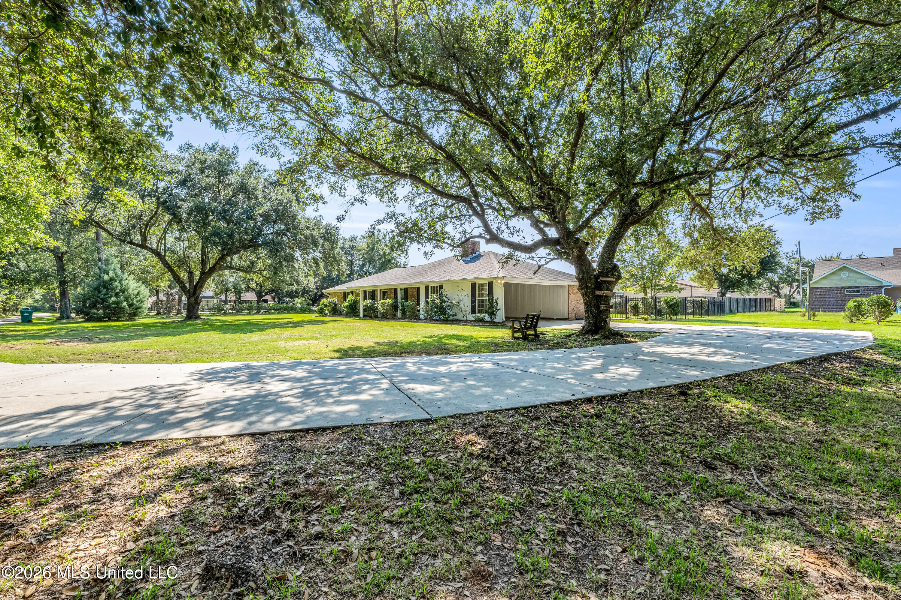 530 Bismark Street Property Photo 3