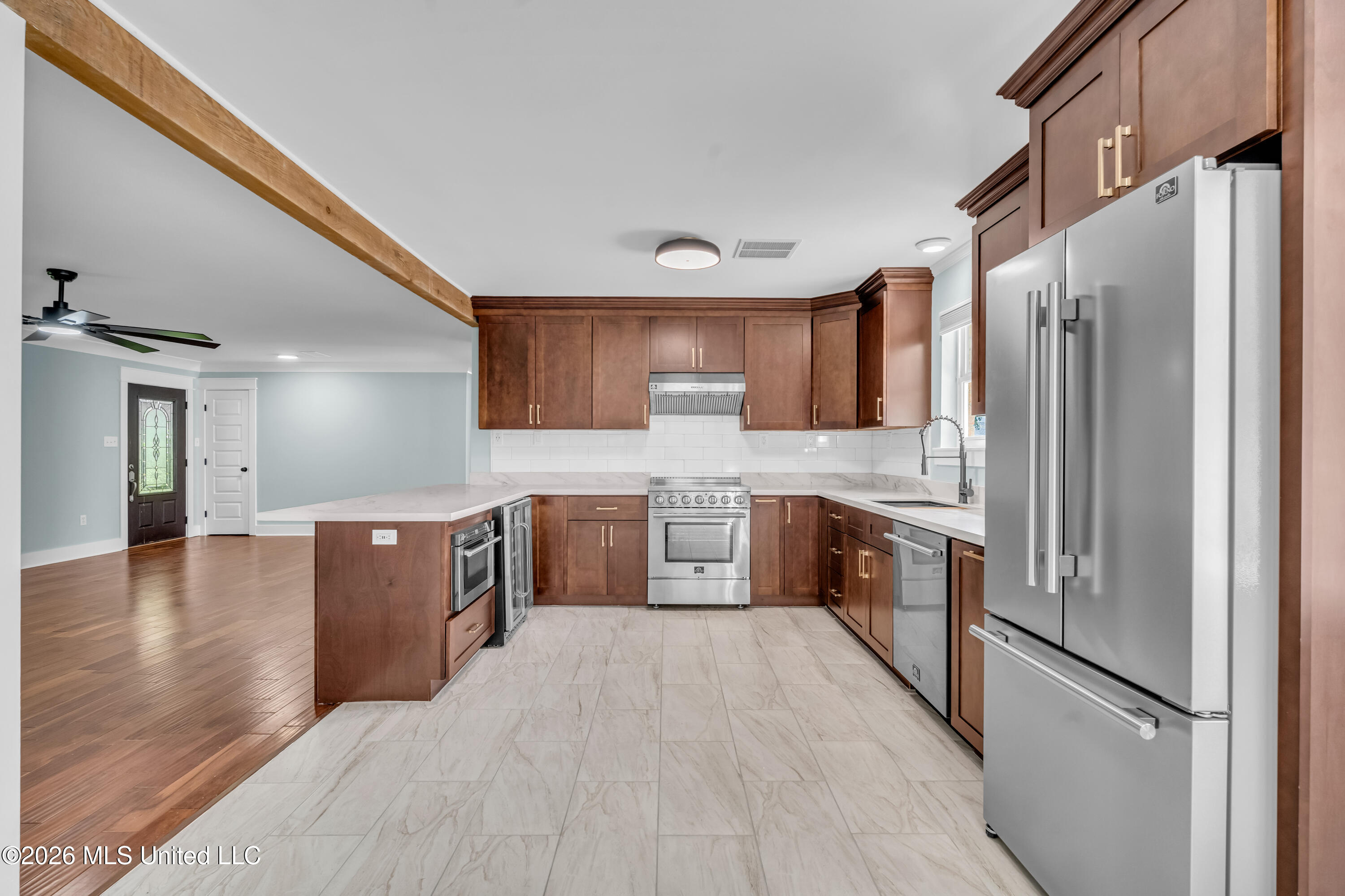 530 Bismark Street Property Photo 7