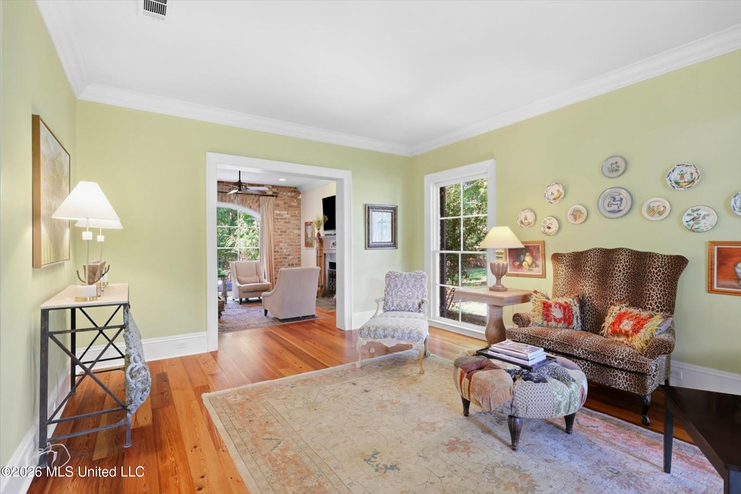 338 Hillview Drive Property Photo 5