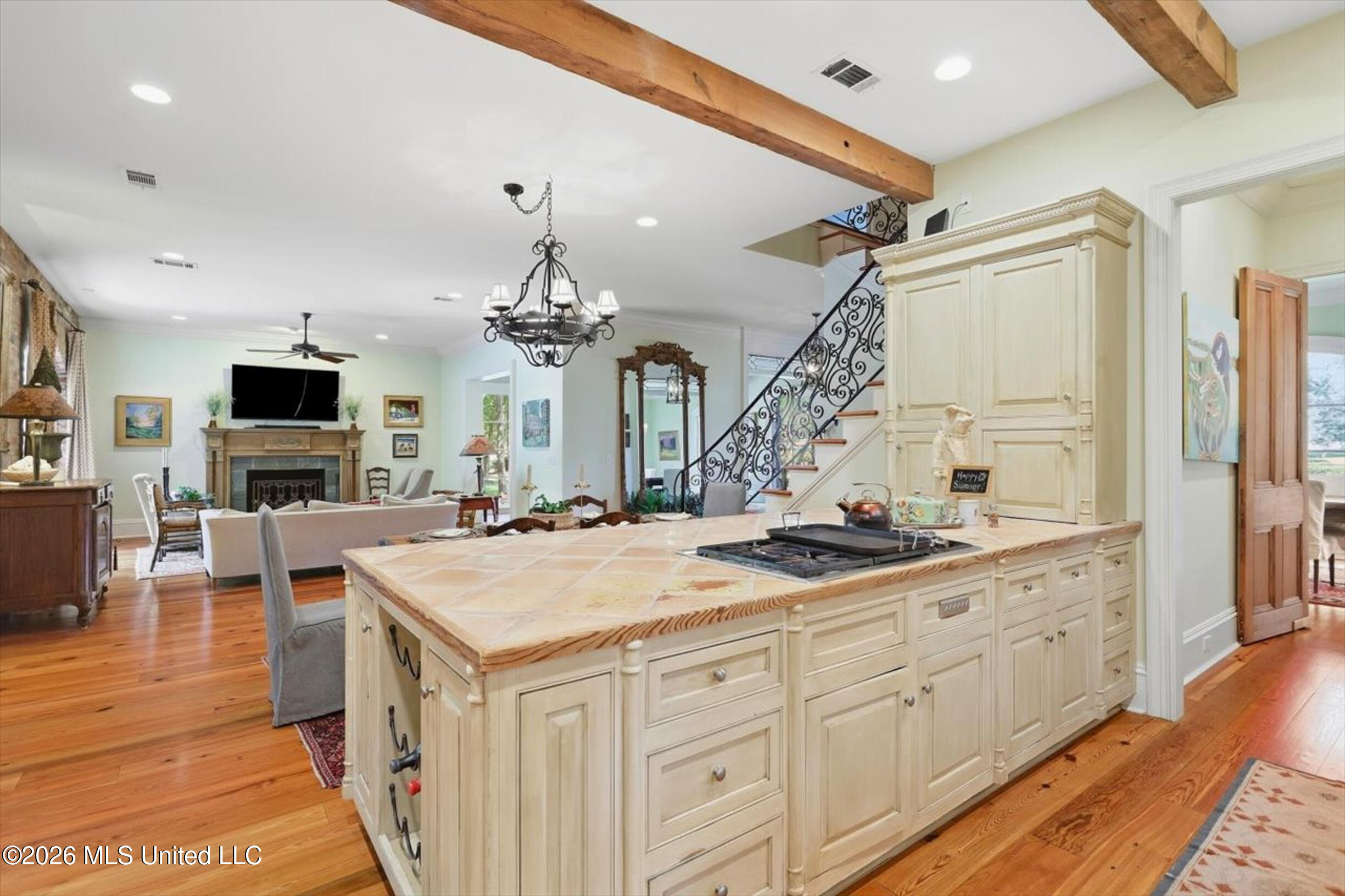 338 Hillview Drive Property Photo 13