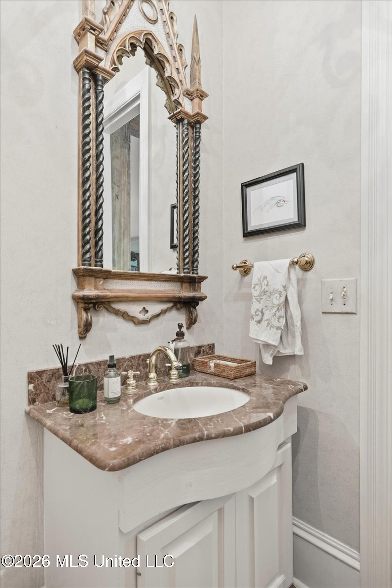 338 Hillview Drive Property Photo 19