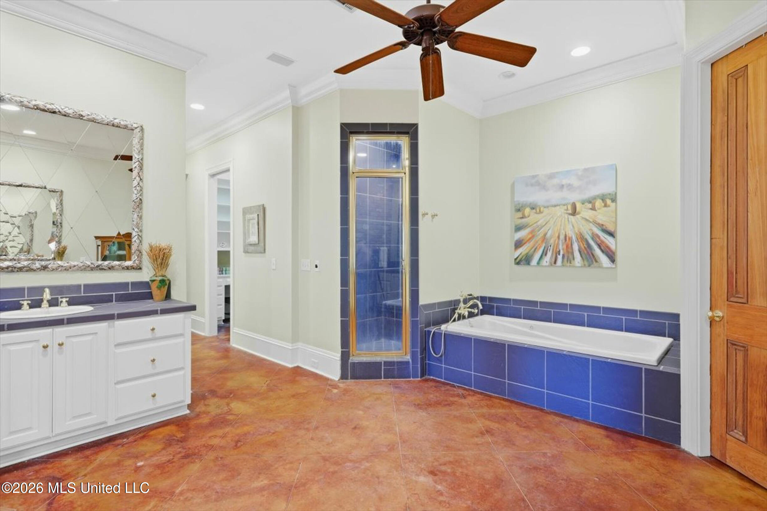 338 Hillview Drive Property Photo 23