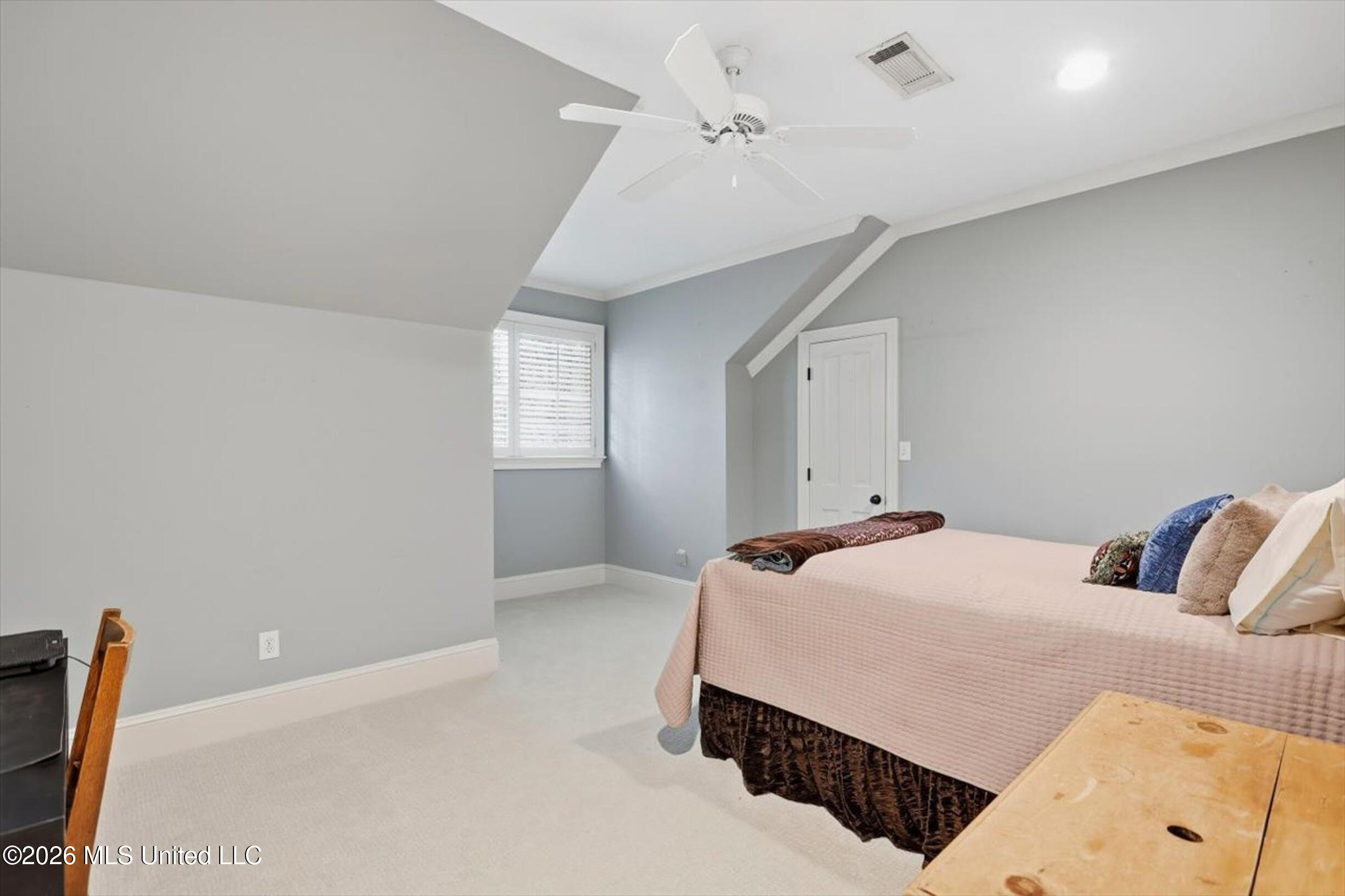 338 Hillview Drive Property Photo 25
