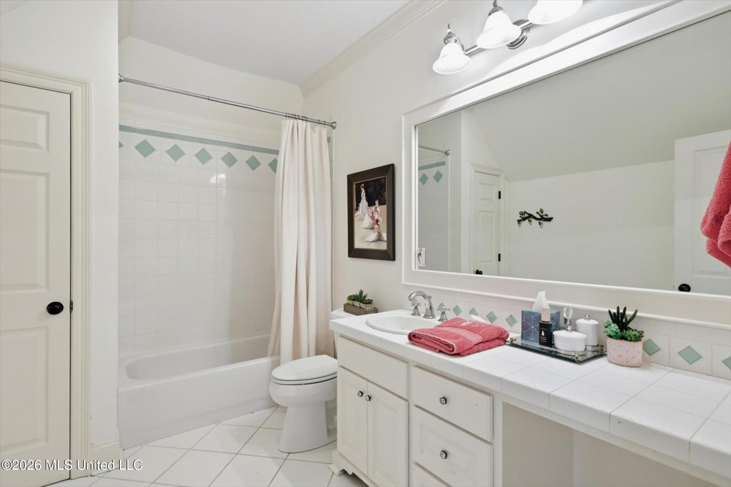 338 Hillview Drive Property Photo 29