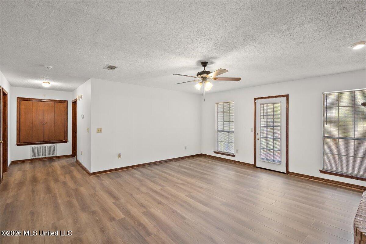 116 Sage Hills Drive Property Photo 11