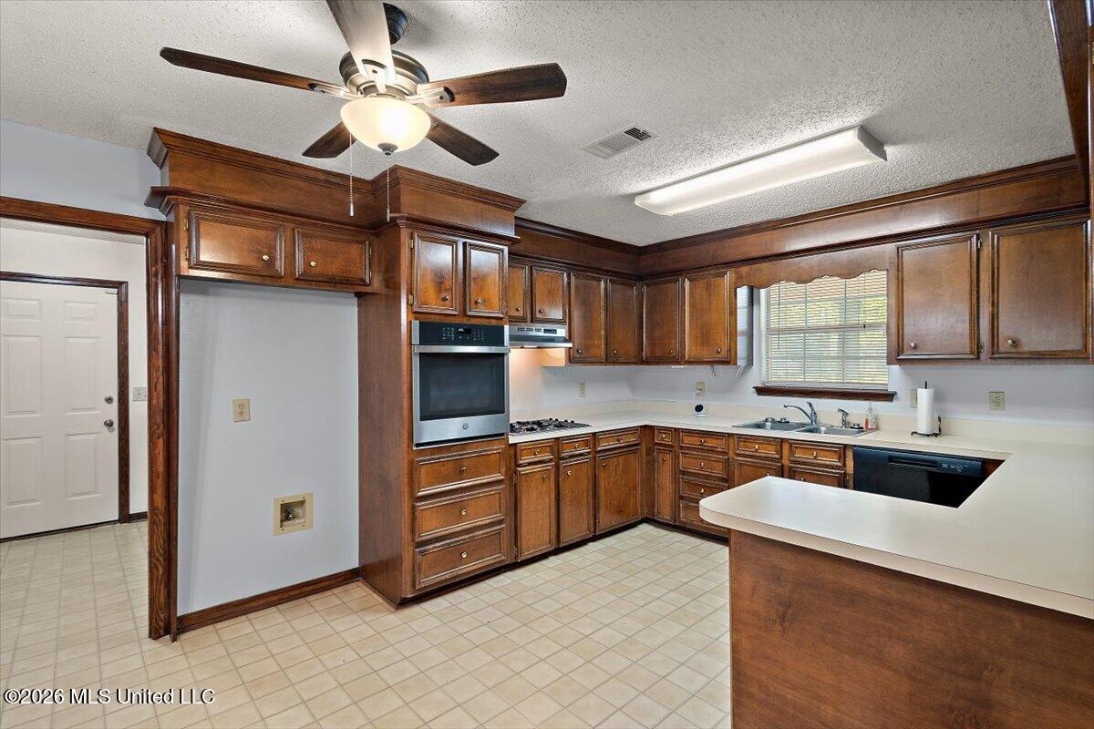 116 Sage Hills Drive Property Photo 15
