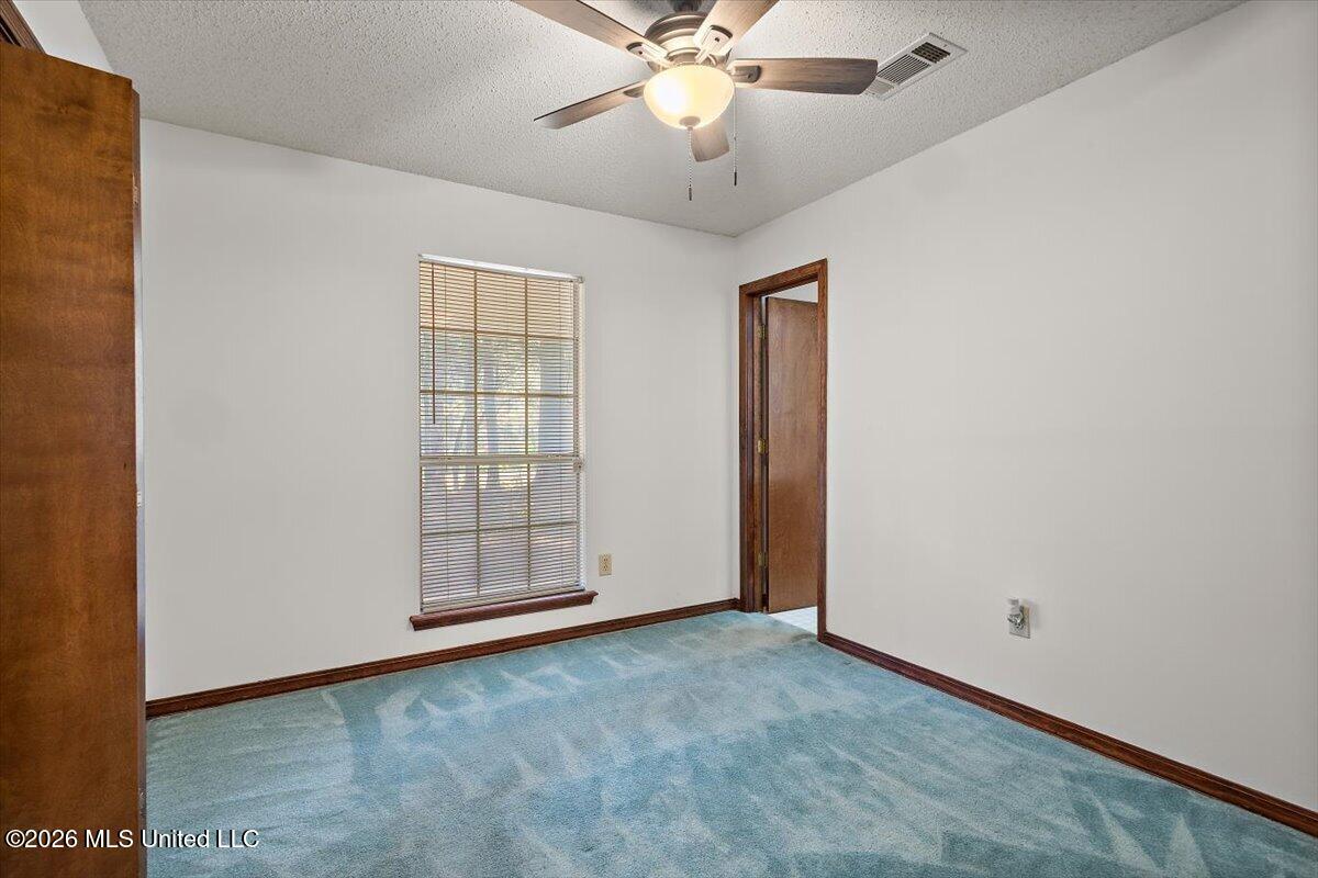 116 Sage Hills Drive Property Photo 24