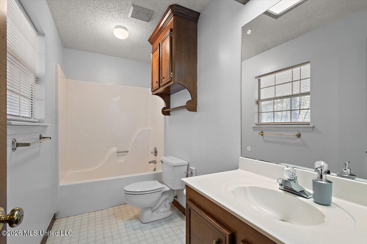 116 Sage Hills Drive Property Photo 25