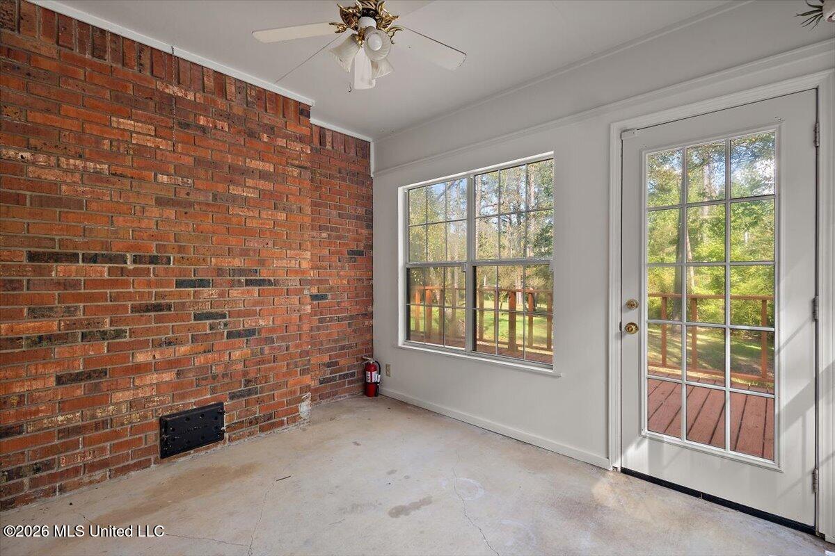 116 Sage Hills Drive Property Photo 28