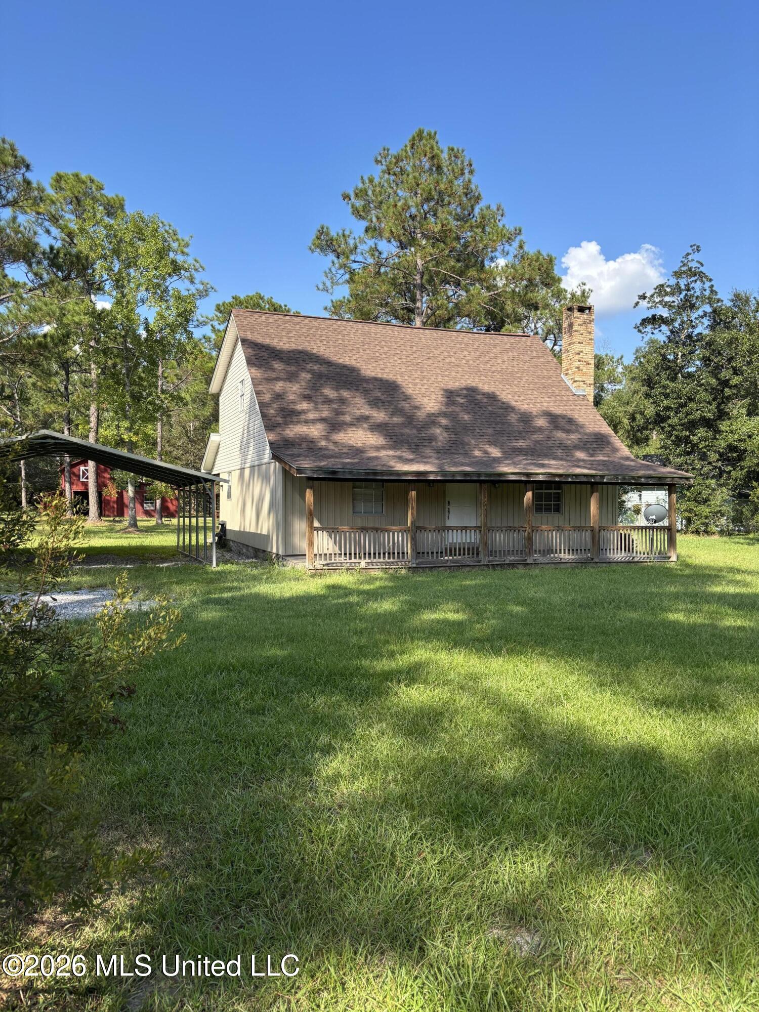 19416 Highway 15 Property Photo 3
