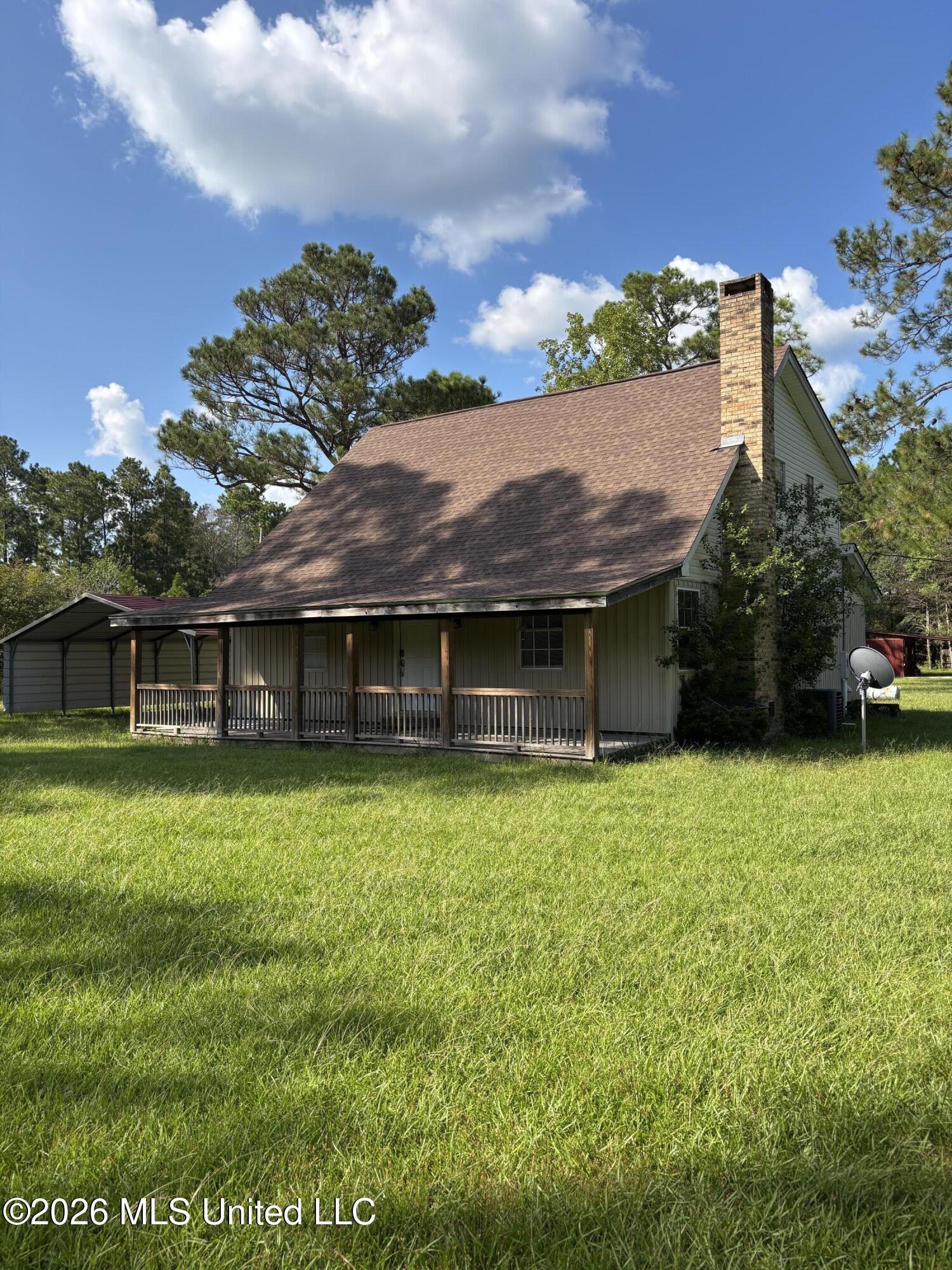 19416 Highway 15 Property Photo 6
