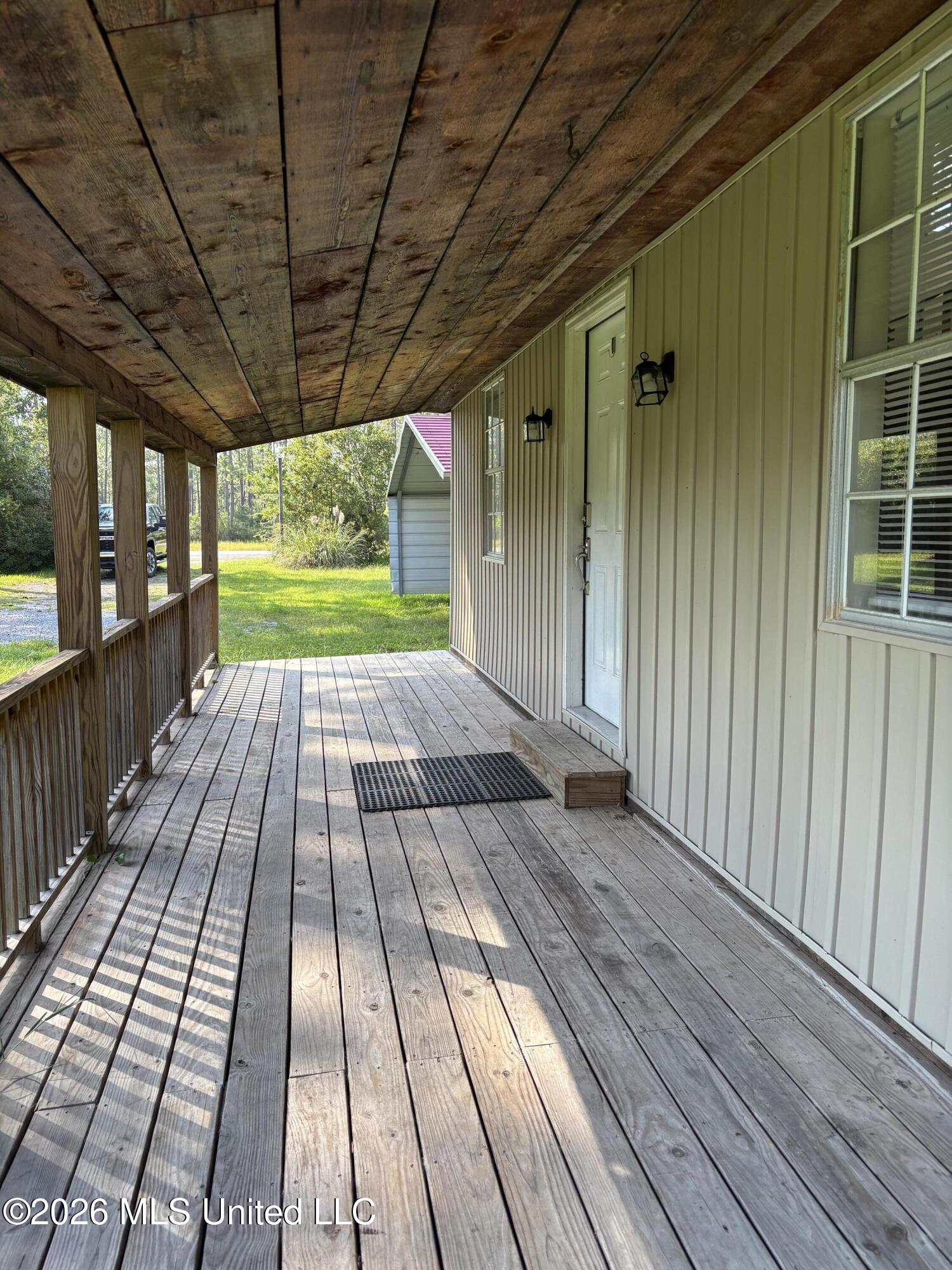 19416 Highway 15 Property Photo 7