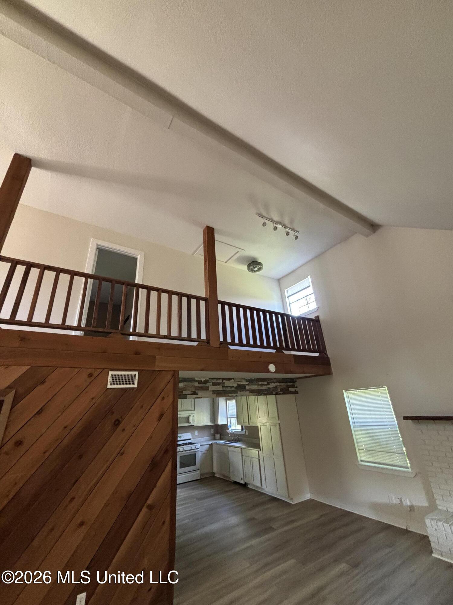19416 Highway 15 Property Photo 29