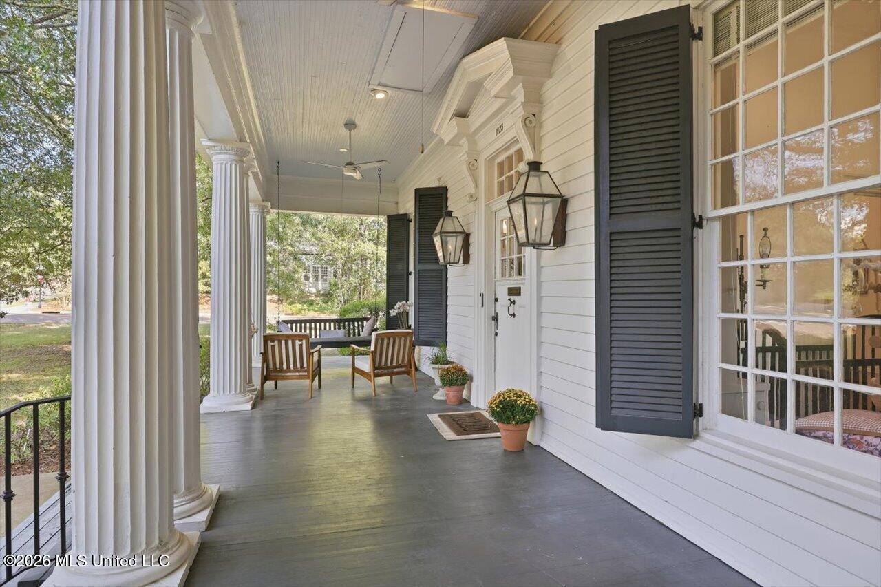 1025 Pinehurst Street Property Photo 8