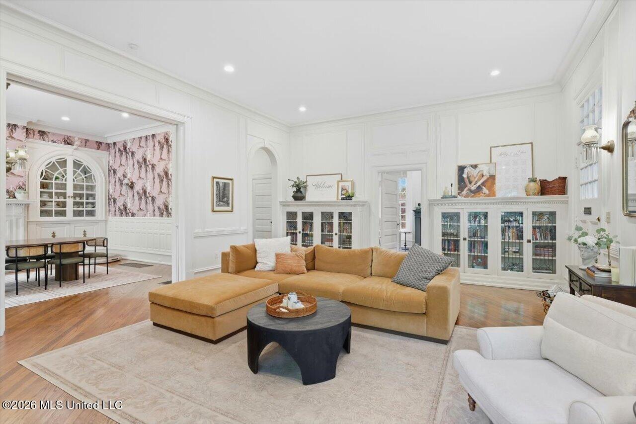 1025 Pinehurst Street Property Photo 13