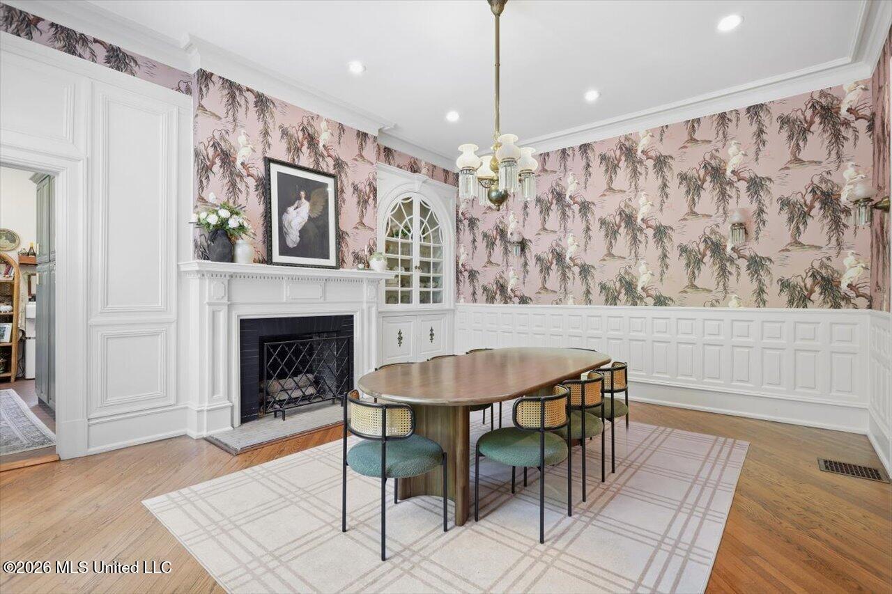 1025 Pinehurst Street Property Photo 22