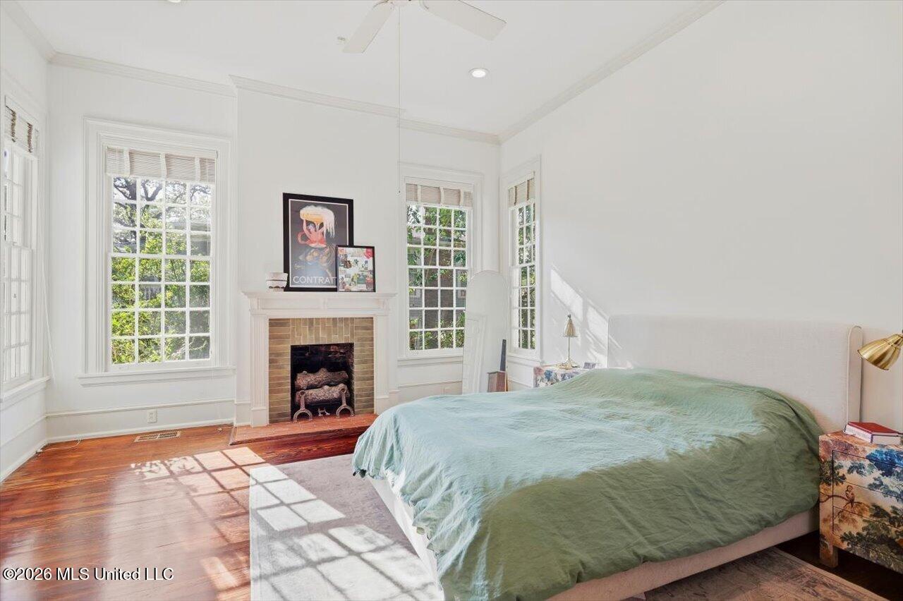 1025 Pinehurst Street Property Photo 27