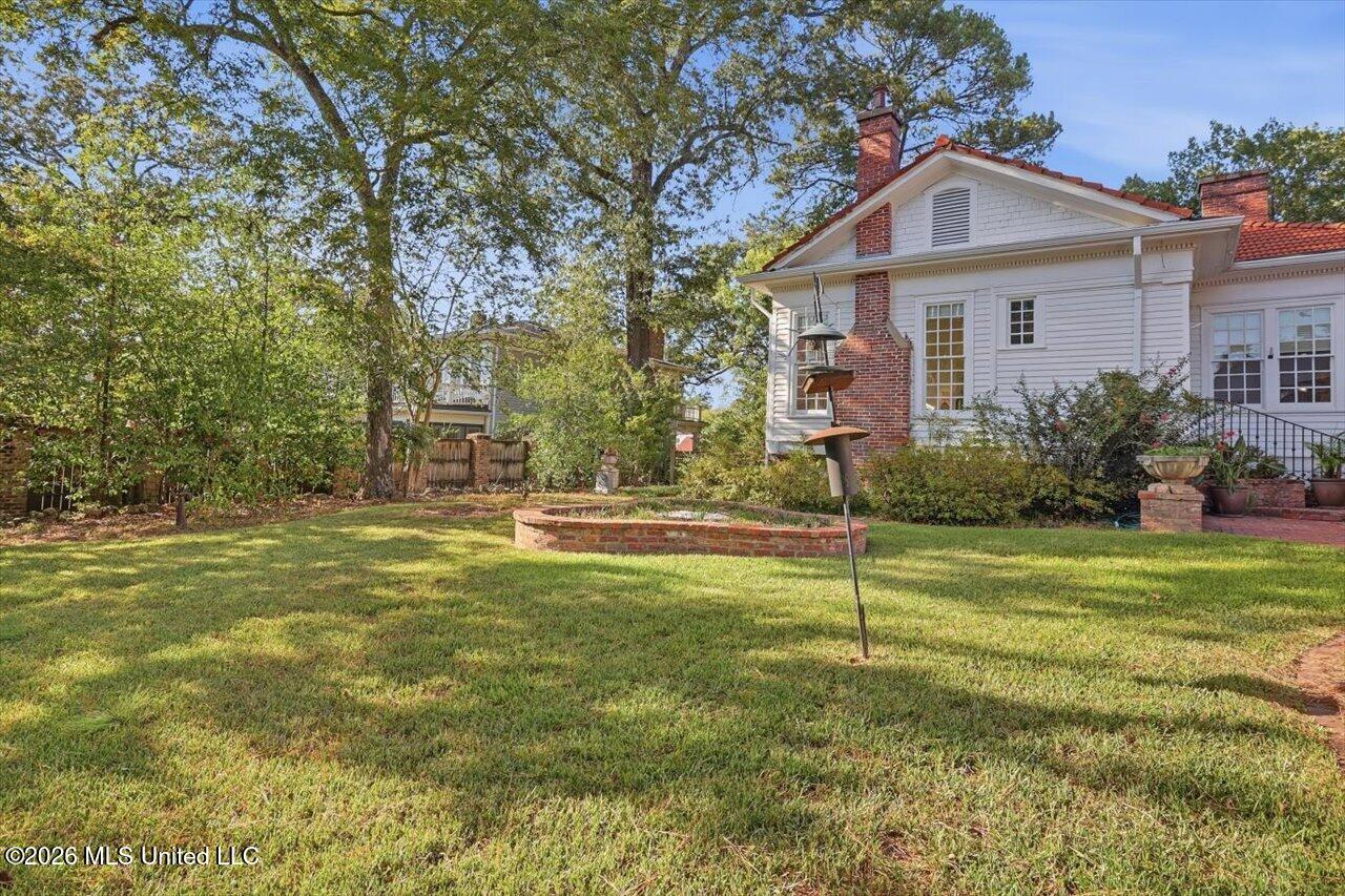 1025 Pinehurst Street Property Photo 41