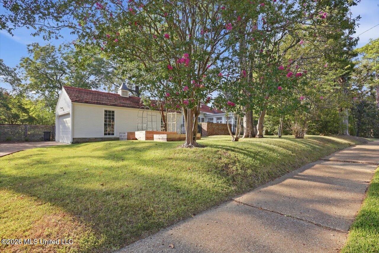 1025 Pinehurst Street Property Photo 47