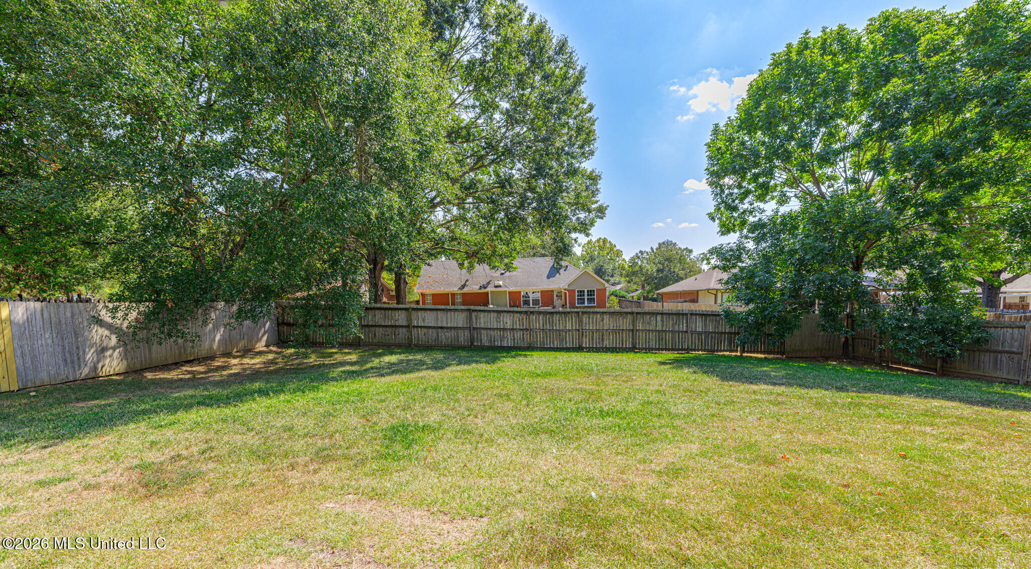 631 Live Oak Drive Property Photo 6