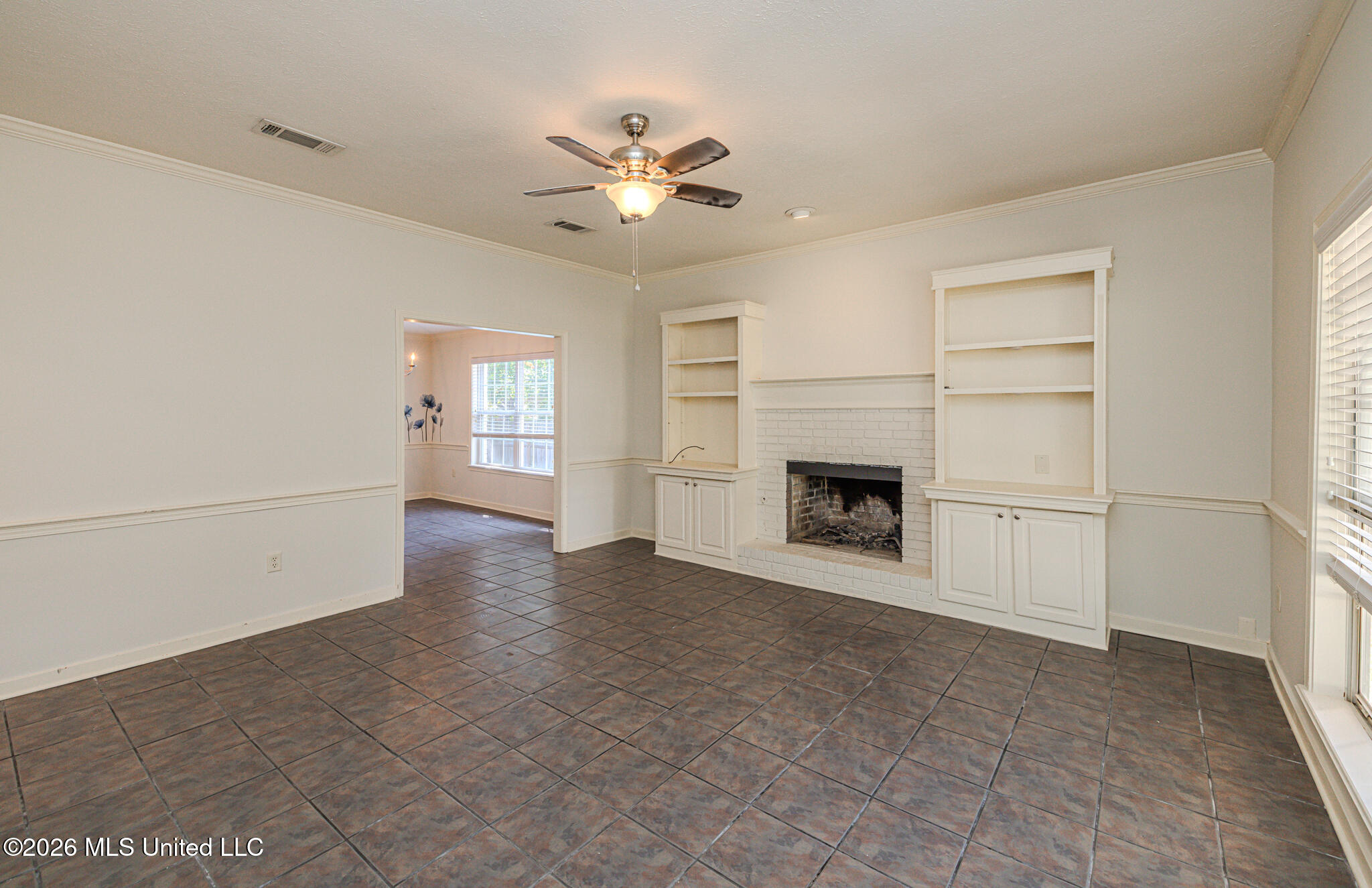 631 Live Oak Drive Property Photo 10