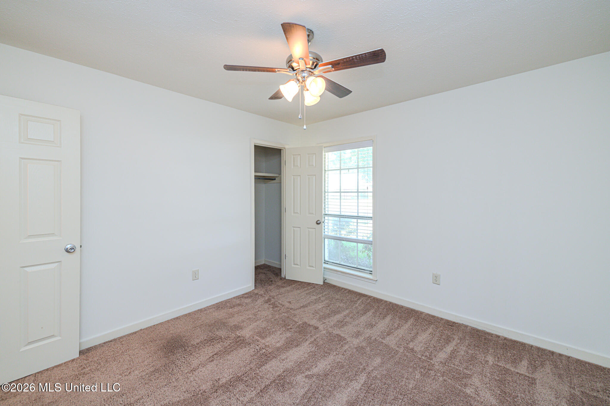 631 Live Oak Drive Property Photo 16